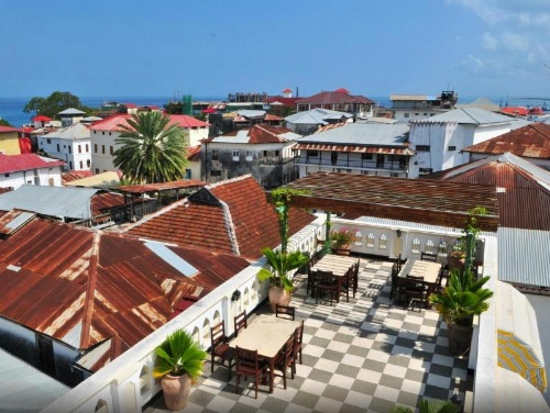 Dhow Palace Hotel image 24