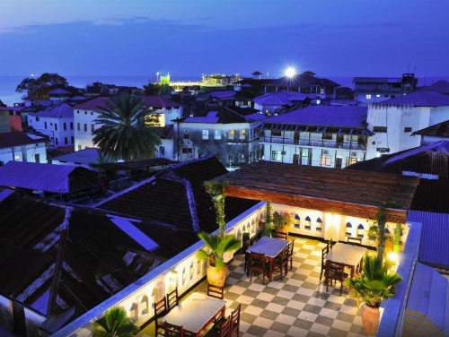 Dhow Palace Hotel image 4