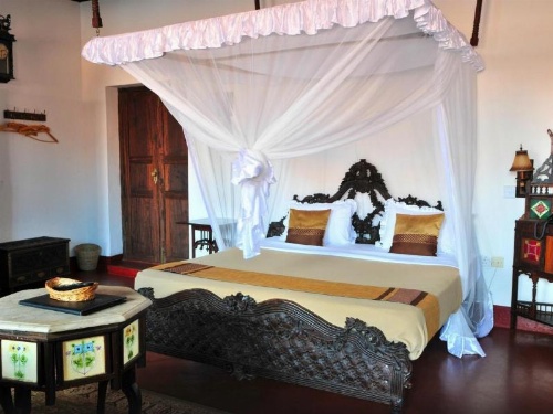 Dhow Palace Hotel image 7